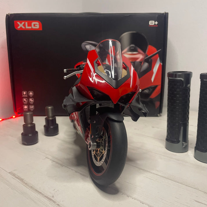 RC Motorcycle Model with Smoke Effect | Pre-Built Collectible Display 🛵✨